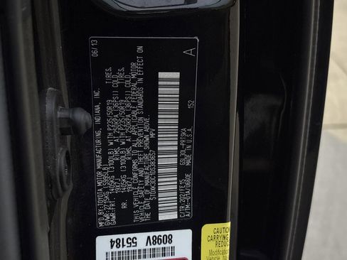 Used 2013 Toyota Sienna SE image 19