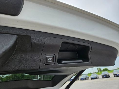 Used 2022 GMC Acadia AT4 AWD/4WD image 28