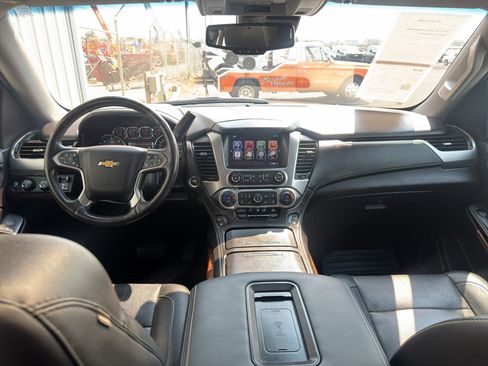 Used 2015 Chevrolet Tahoe LTZ AWD/4WD image 36