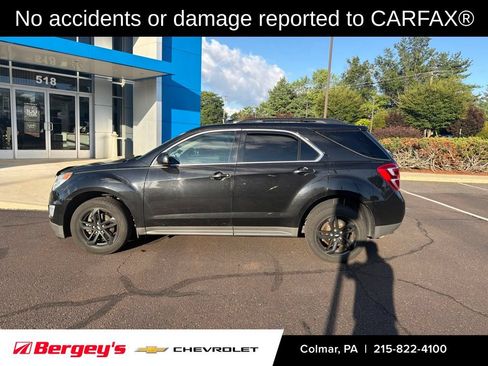 Used 2017 Chevrolet Equinox LT w/ Midnight Edition FWD image 2