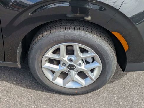 New 2025 Kia Soul LX w/ LX Technology Package image 10