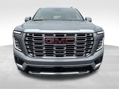 New 2026 GMC Yukon Denali w/ Denali Reserve Package image 9