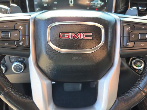Used 2022 GMC Sierra 1500 Elevation w/ Elevation Premium Package image 32