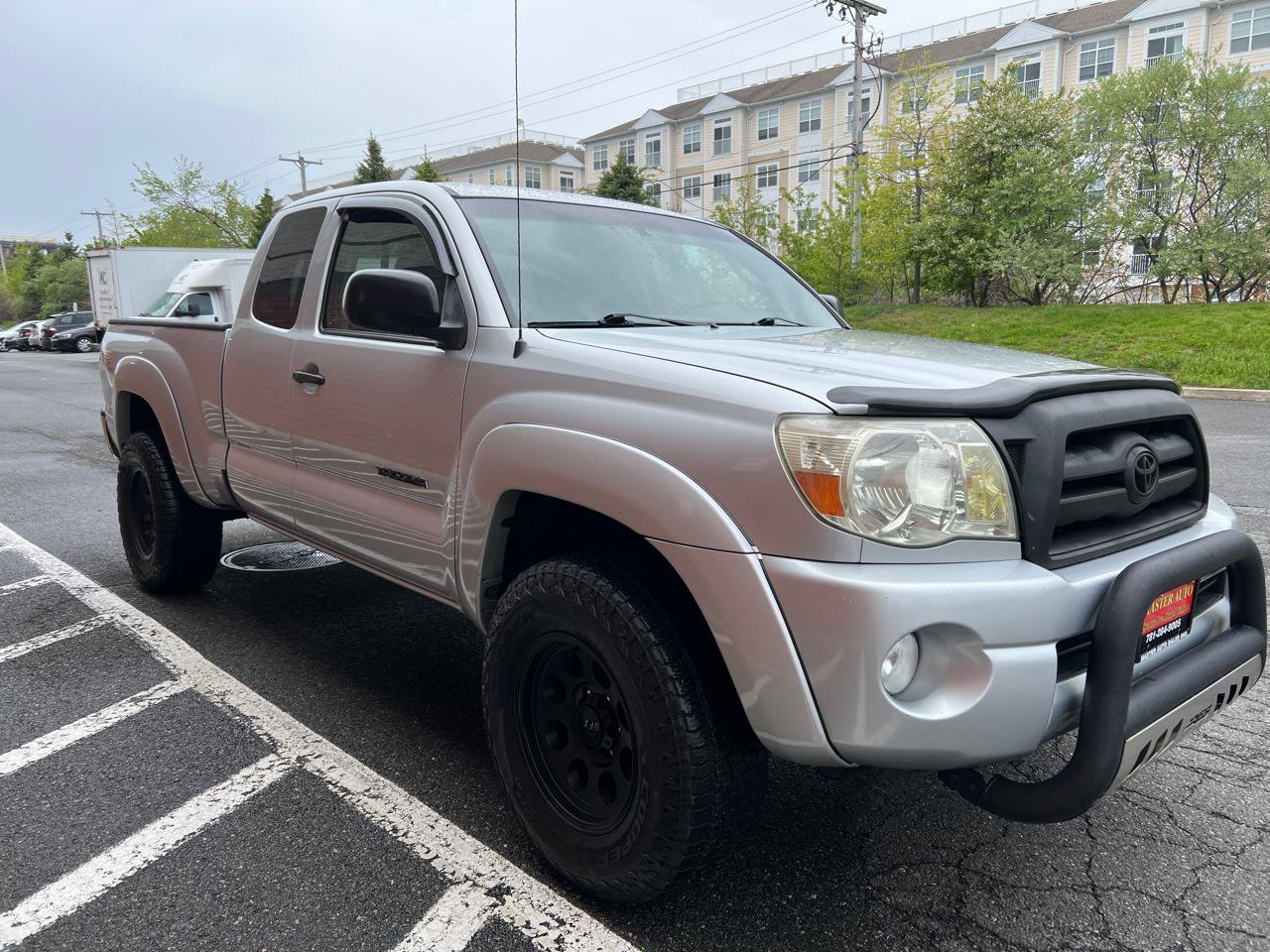 Used 2008 Toyota Tacoma 4x4 Access Cab V6 image 3