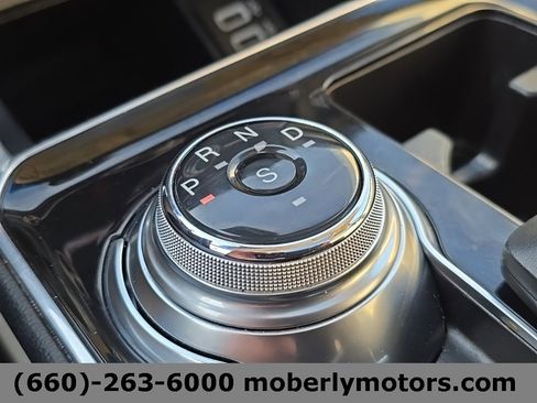 Used 2019 Ford Edge Titanium w/ Equipment Group 301A image 15