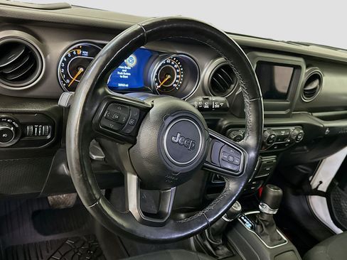 Used 2022 Jeep Wrangler Unlimited Sport AWD/4WD image 18