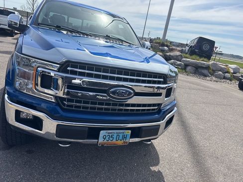 Used 2018 Ford F150 XLT w/ Equipment Group 302A Luxury AWD/4WD image 9