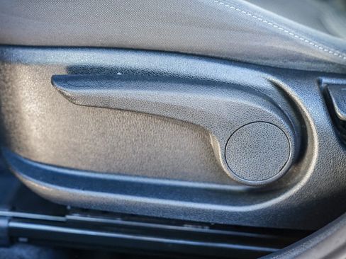 Used 2022 Kia Niro LXS image 19