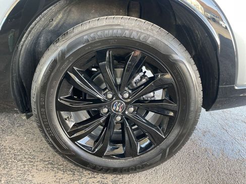 Used 2025 Buick Envista Sport Touring image 28