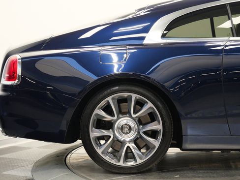 Used 2019 Rolls-Royce Wraith image 49