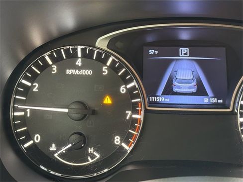 Used 2017 Nissan Pathfinder S image 13