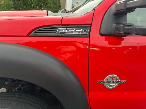 Used 2016 Ford F550 4x4 Regular Cab Super Duty image 13