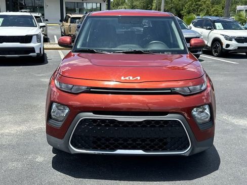Used 2022 Kia Soul LX FWD image 4