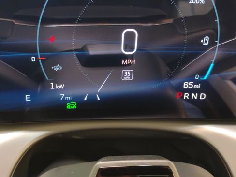 New 2026 Cadillac Vistiq Sport w/ LPO, Floor Liner Package image 18