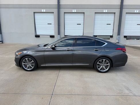 Used 2018 Genesis G80 3.8 w/ Option Group 03 image 6