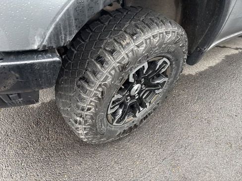 Used 2024 Chevrolet Silverado 1500 ZR2 w/ Technology Package image 10