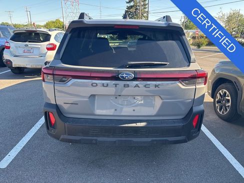 Used 2026 Subaru Outback Premium AWD/4WD image 8