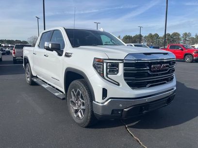 New 2026 GMC Sierra 1500 SLT w/ SLT Premium Package