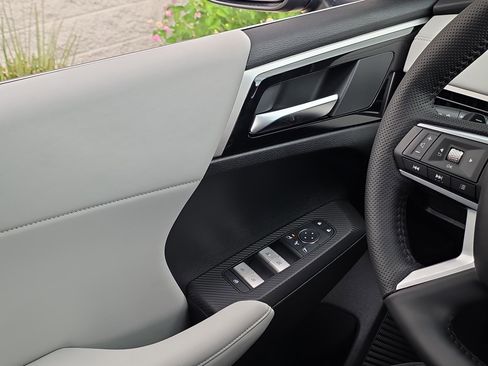 New 2026 Mitsubishi Outlander SE image 27