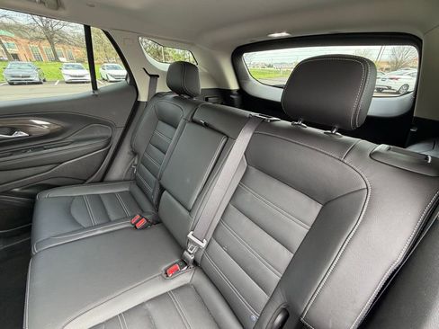 Used 2024 GMC Terrain Denali w/ Denali Premium Package image 8