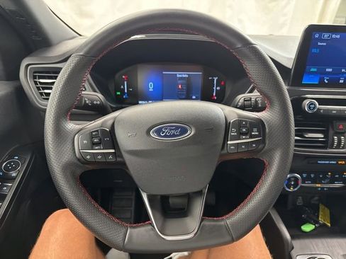 Used 2025 Ford Escape ST-Line FWD image 22