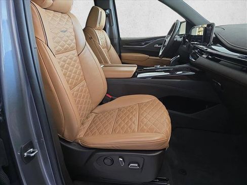 Used 2022 Cadillac Escalade Sport w/ Touring Package image 10