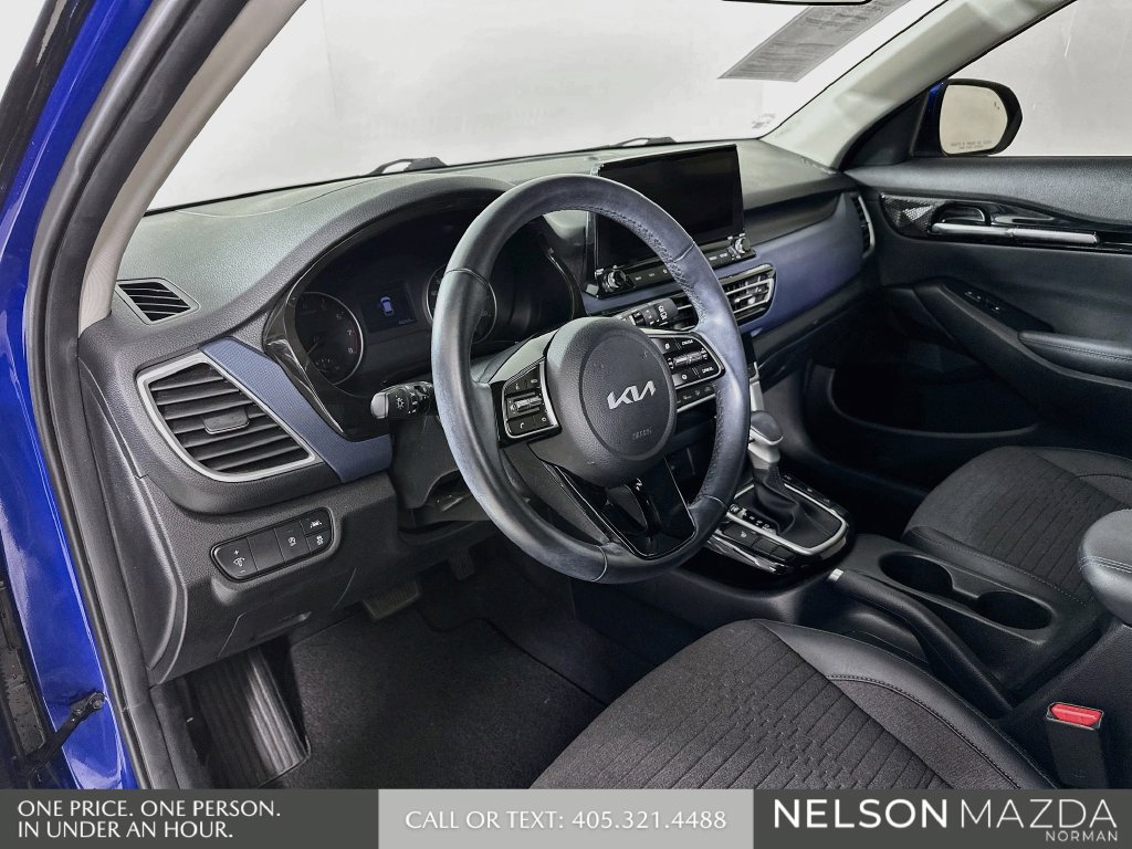 Used 2022 Kia Seltos Nightfall Edition AWD/4WD image 10