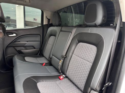 Used 2015 Chevrolet Colorado Z71 image 24