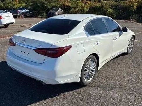 Used 2018 INFINITI Q50 Luxe w/ Essential Package (3.0T Luxe) image 2