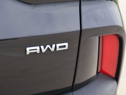 Used 2025 Ford Escape ST-Line AWD/4WD image 9