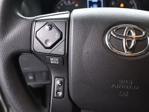 Used 2021 Toyota Tacoma SR5 image 7