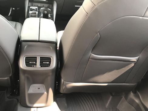 Used 2026 Buick Envision Preferred AWD/4WD image 23