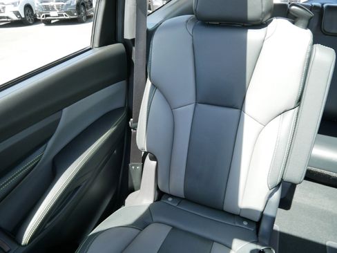 Certified 2024 Subaru Ascent Onyx Edition AWD/4WD image 12