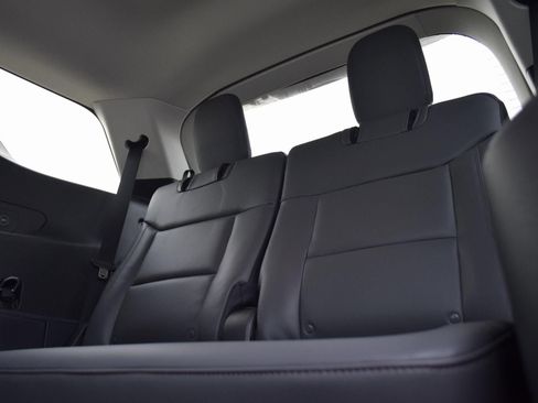 New 2026 Ford Explorer Active w/ Active Comfort Package image 21