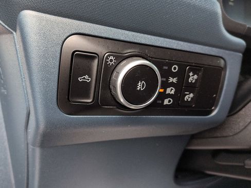 Used 2025 Ford Maverick Lobo AWD/4WD image 17