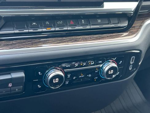 New 2025 GMC Sierra 1500 SLE image 19