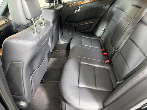 Used 2011 Mercedes-Benz E 350 4MATIC Sedan image 20