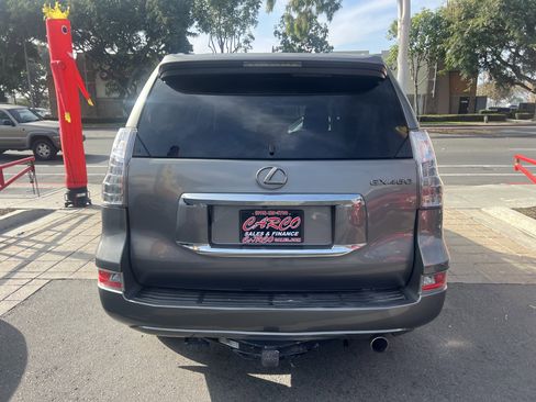 Used 2014 Lexus GX 460 image 6