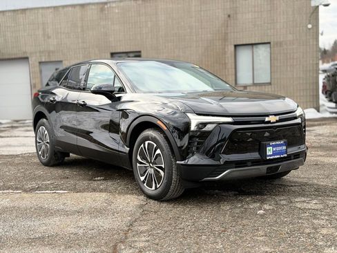 New 2026 Chevrolet Blazer EV LT image 8