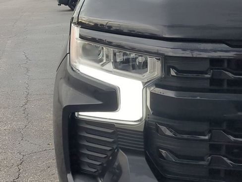 Used 2022 Chevrolet Silverado 1500 RST w/ Convenience Package II image 10