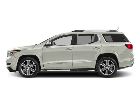 Used 2017 GMC Acadia Denali w/ Technology Package AWD/4WD image 3