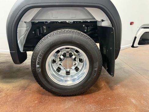 Used 2024 GMC Sierra 3500 Denali w/ Denali Reserve Package image 90