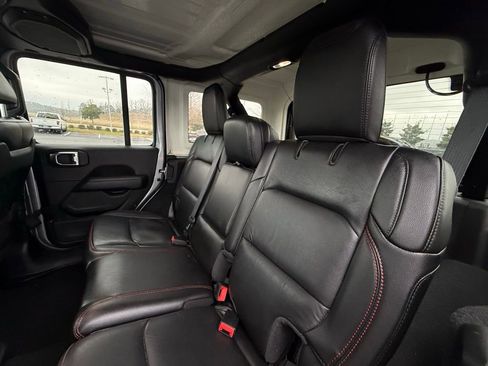 Used 2020 Jeep Wrangler Unlimited Rubicon w/ LED Lighting Group image 27