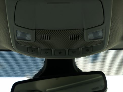 Used 2024 Ford Edge Titanium image 38