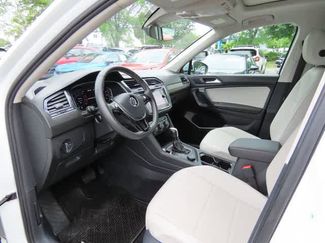 Used 2021 Volkswagen Tiguan SEL w/ 3rd Row Seat Package AWD/4WD video 2