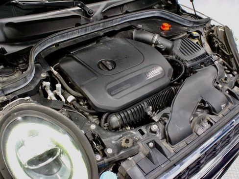 Used 2020 MINI Cooper S image 17