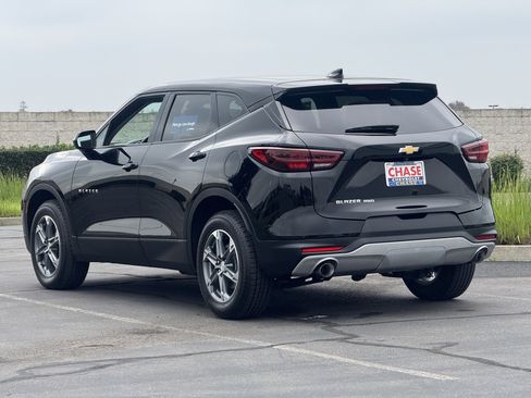 Used 2024 Chevrolet Blazer LT image 5