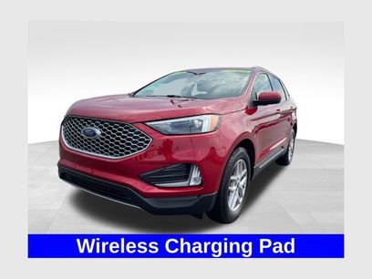 Used 2024 Ford Edge SEL w/ Convenience Package