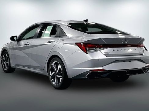 Used 2023 Hyundai Elantra Limited FWD image 6