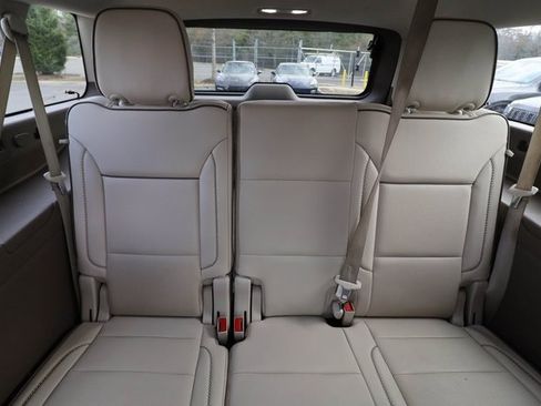 Used 2021 GMC Yukon XL Denali w/ Denali Premium Package image 72